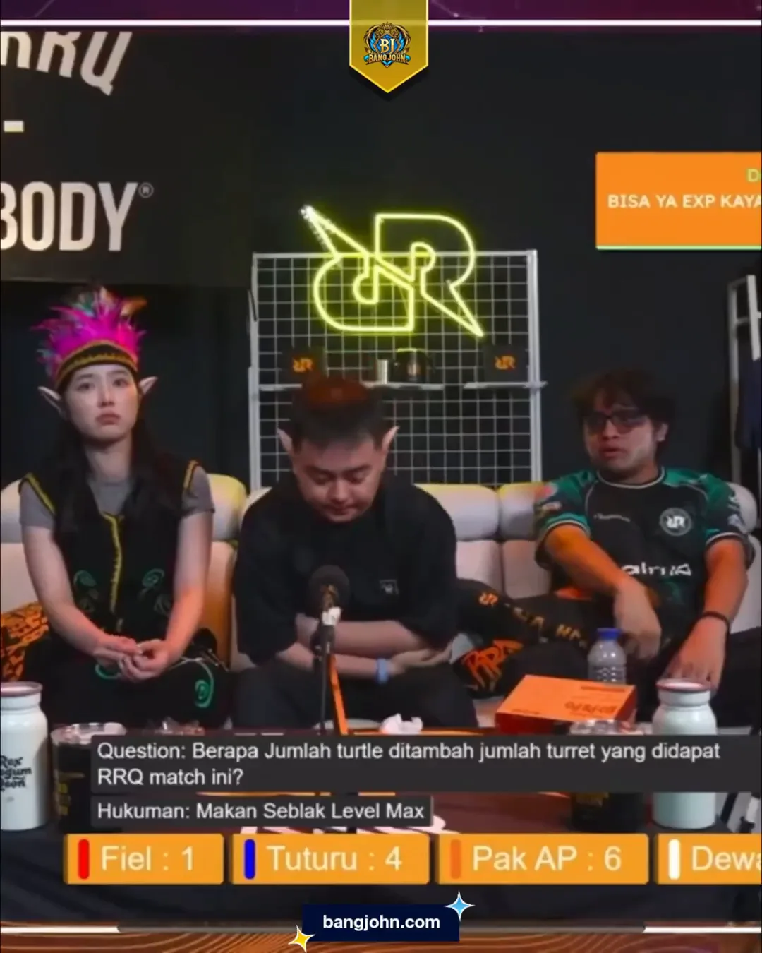 Serunya Segmen Tebak-Tebakan di Watch Party RRQ, Salah Tebak Kena Hukuman Pedas